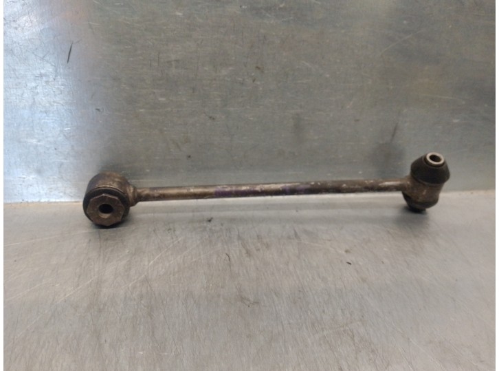 Recambio de bieleta estabilizadora trasera izquierda para mercedes-benz clase c (w205) lim. 2.0 cgi cat referencia OEM IAM A2053