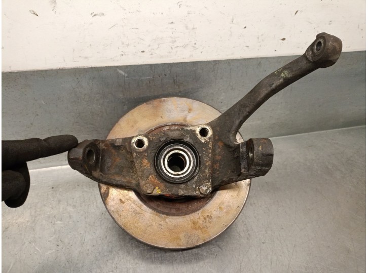 Recambio de mangueta delantera izquierda para renault 12 familiar gtl 847-98 referencia OEM IAM 847798  