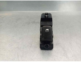 Recambio de mando elevalunas delantero derecho para hyundai kona 1.0 tgdi cat referencia OEM IAM 3K552B1200  