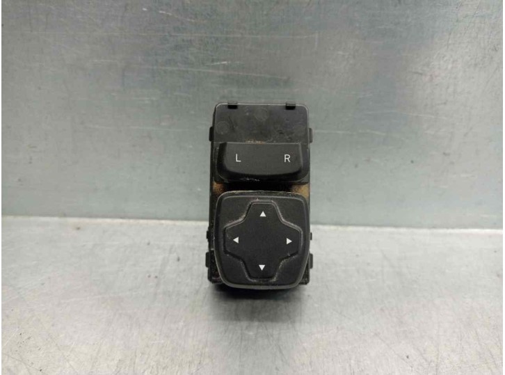 Replacement mirror switch for Hyundai Kona 1.0 TGDi cat OEM IAM reference 3K548A1000 