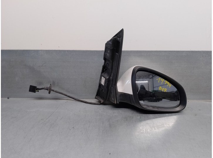 Recambio de retrovisor derecho para opel astra j lim. 1.6 16v cat referencia OEM IAM 1428456 5 PINES 5 PUERTAS