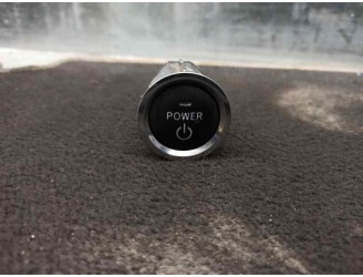 Recambio de boton start/stop para toyota prius (nhw20) 1.5 cat referencia OEM IAM 8961147010  