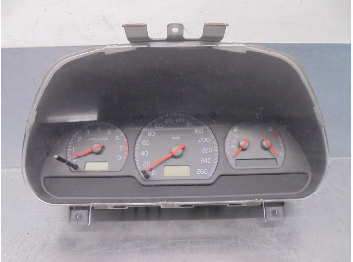Recambio de cuadro instrumentos para volvo s40 berlina 1.6 cat referencia OEM IAM 30857573  