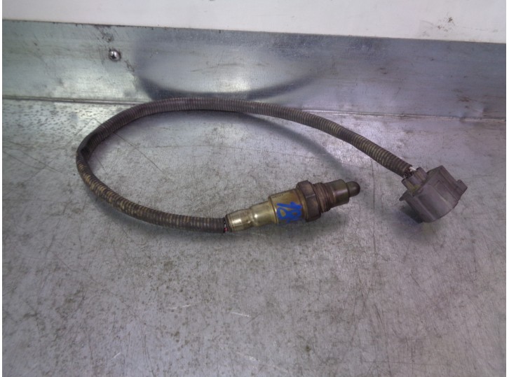Recambio de sonda lambda para mercedes-benz clase c (w205) lim. 2.0 cgi cat referencia OEM IAM 0075426418 0258030009 BOSCH