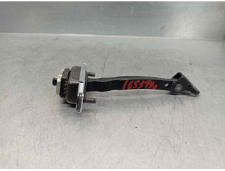 Recambio de bisagra puerta para hyundai kona 1.0 tgdi cat referencia OEM IAM 9390J9000 9390J9000 