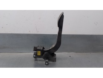 Recambio de potenciometro pedal para iveco daily caja cerrada (2006 =>) 2.3 diesel cat referencia OEM IAM 504061734 0281002632 B
