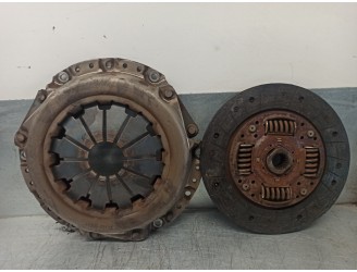 Recambio de kit embrague para hyundai i30cw 1.6 crdi cat referencia OEM IAM 4130023130 