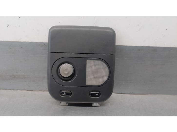 Recambio de luz interior para iveco daily caja cerrada (2006 =>) 2.3 diesel cat referencia OEM IAM 5801260124  