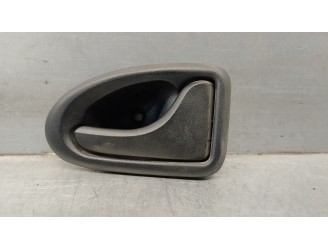 Recambio de maneta interior delantera derecha para iveco daily caja cerrada (2006 =>) 2.3 diesel cat referencia OEM IAM 77008300