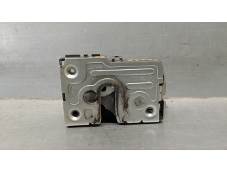 Recambio de cerradura puerta delantera izquierda para iveco daily caja cerrada (2006 =>) 2.3 diesel cat referencia OEM IAM 50031