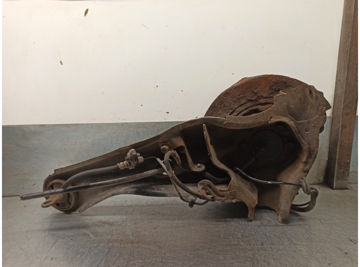 Recambio de mangueta trasera izquierda para dodge caliber 2.0 16v cat referencia OEM IAM 5272715AA CESTA 41 B