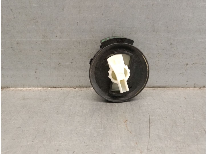 Recambio de sensor impacto para mazda 3 hatchback (bp) 2.0 skyactiv-g m hybrid referencia OEM IAM BCKA57KC 