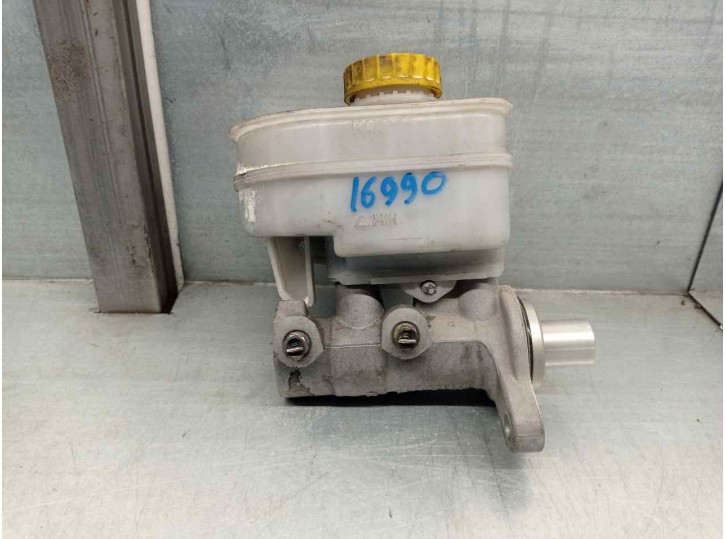 Recambio de bomba freno para iveco daily ka 2.3 diesel cat referencia OEM IAM 42568304 0204255558 BOSCH