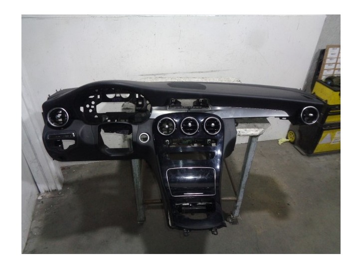 Recambio de salpicadero para mercedes-benz clase c (w205) lim. 2.0 cgi cat referencia OEM IAM A20568037059J38 NEGRO 