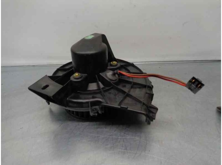 Recambio de motor calefaccion para audi a6 berlina (4b2) 2.4 v6 30v referencia OEM IAM 4B1820021B 006453T 