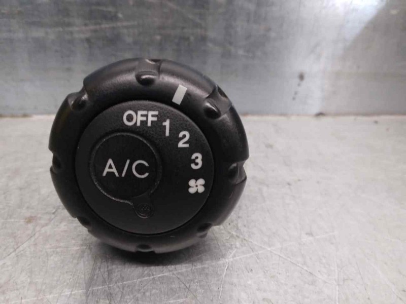 Recambio de mando calefaccion / aire acondicionado para hyundai atos prime (mx) 1.0 cat referencia OEM IAM 9725602001  
