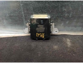 Recambio de modulo electronico para toyota prius (nhw20) 1.5 cat referencia OEM IAM 8999047023 2325000320 DENSO