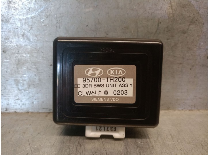 Recambio de modulo electronico para kia pro cee´d (ed) 2.0 crdi 140 referencia OEM IAM 957001H200 957001H200 