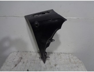 Recambio de aleta delantera derecha para ssangyong korando 2.9 turbodiesel cat referencia OEM IAM 5184006100 NEGRA 