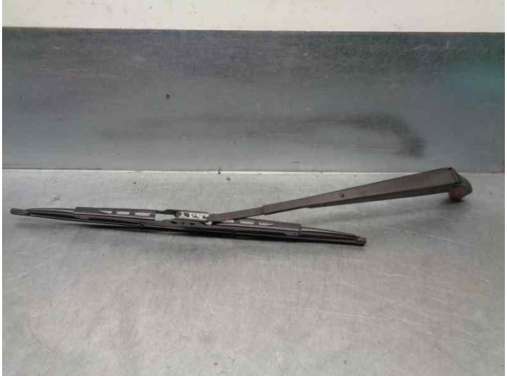 Recambio de brazo limpia trasero para mitsubishi space wagon (n30/n40) 2.0 16v cat referencia OEM IAM 