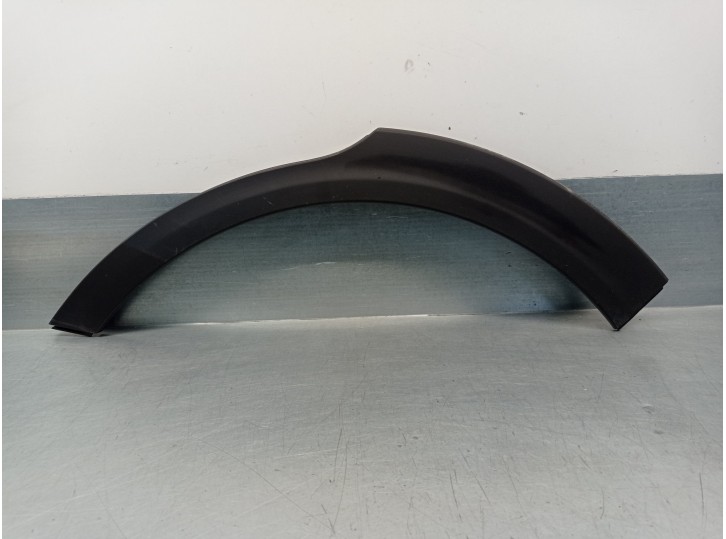 Recambio de aletin trasero izquierdo para kia stonic (yb) 1.0 t-gdi referencia OEM IAM 87743H8400 