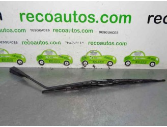 Replacement of rear wiper arm for MG Series 400 (RT) 1.6 CAT OEM IAM reference 