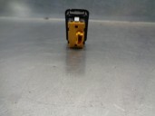 Recambio de mando elevalunas delantero izquierdo para bmw serie 3 berlina (e36) 1.7 turbodiesel cat referencia OEM IAM 8368941 