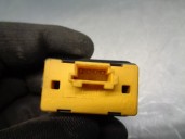 Recambio de mando elevalunas delantero izquierdo para bmw serie 3 berlina (e36) 1.7 turbodiesel cat referencia OEM IAM 8368941 