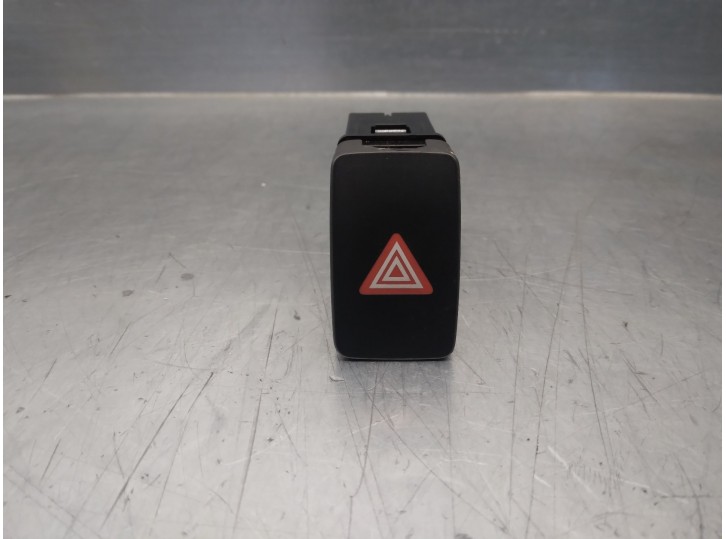 Recambio de warning para kia rio 1.4 crdi cat referencia OEM IAM 937901W000  