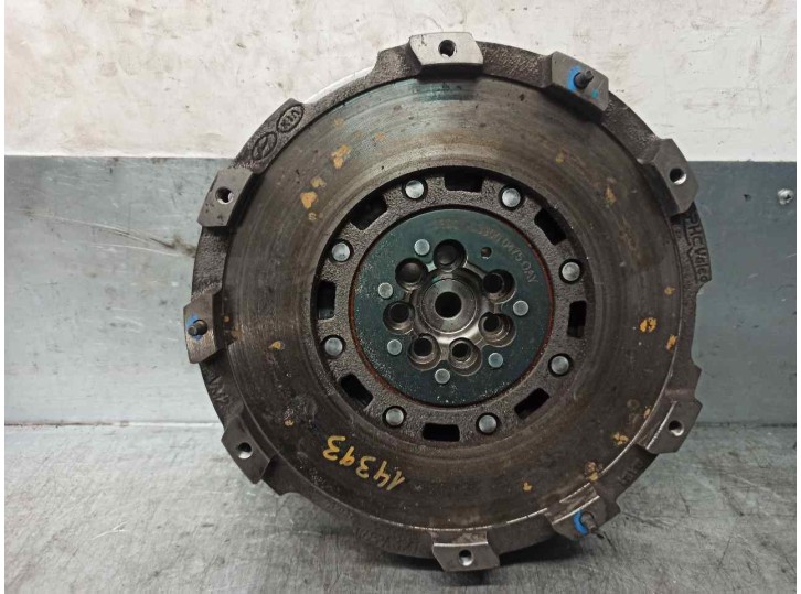 Replacement flywheel for Kia XCeed 1.4 TGDi CAT OEM IAM reference 2320003900 