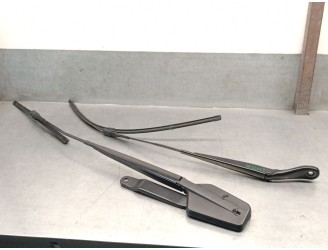 Recambio de brazo limpia delantero derecho para mercedes-benz clase v (w447) v 250 cdi / d (447.811, 447.813, 447.815) referenci