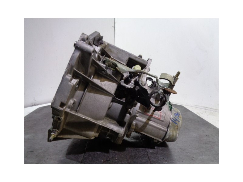 Recambio de caja cambios para citroën xsara berlina 1.9 turbodiesel referencia OEM IAM 20TE43 1764085B 
