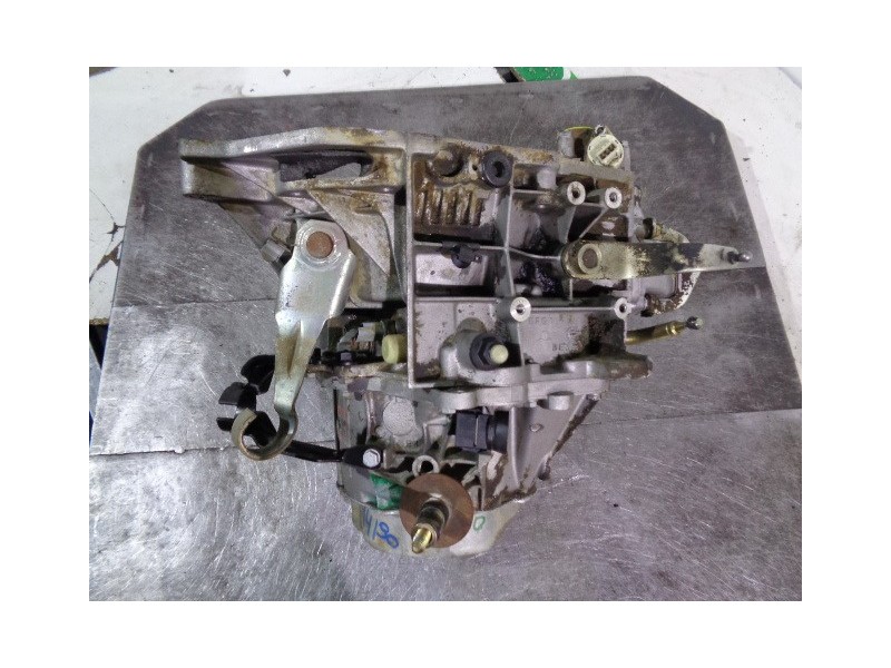 Recambio de caja cambios para citroën xsara berlina 1.9 turbodiesel referencia OEM IAM 20TE43 1764085B 