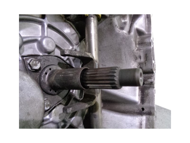 Recambio de caja cambios para citroën xsara berlina 1.9 turbodiesel referencia OEM IAM 20TE43 1764085B 