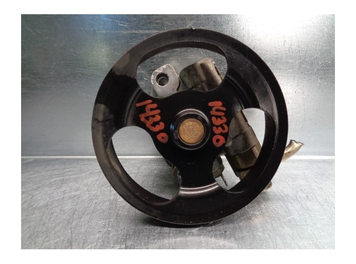 Power steering pump replacement part for Mazda 3 berlina (BK) 1.6 16v cat OEM IAM reference BN9R32600C KYB