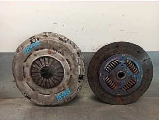 Replacement clutch kit for Kia Rio 1.4 CRDi CAT OEM IAM reference 4130032021 KIC33 VALEO