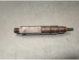 Replacement injector for Opel Movano 1.9 CDTi cat (F9Q-772) OEM IAM reference 7700112883 0432193611 BOSCH