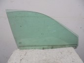 Replacement front right window for Volvo S40 Saloon 2.0 Turbo CAT OEM IAM reference 43R00022 DOT32M44AS2