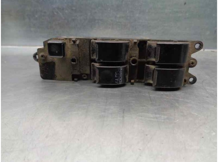 Replacement front left window regulator switch for Mitsubishi Space Wagon (N30/N40) 2.0 16V CAT OEM IAM reference MR159852 M