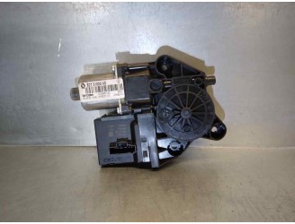 Recambio de motor elevalunas trasero izquierdo para renault scenic iii 1.4 tce referencia OEM IAM 827310004R 6 PINES 5 PUERTAS