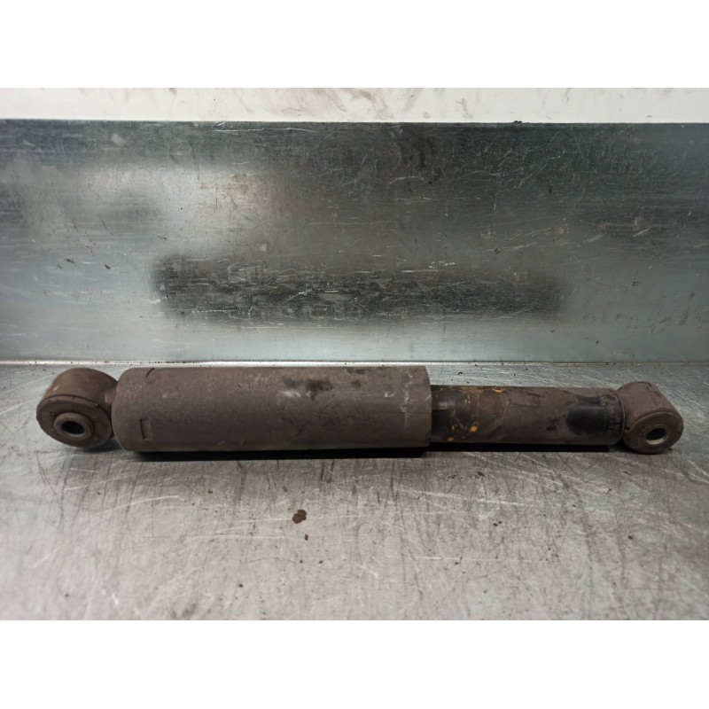 Recambio de amortiguador trasero izquierdo para mercedes-benz vito (w639) basic, combi 2.1 cdi referencia OEM IAM A6393262100 ZG