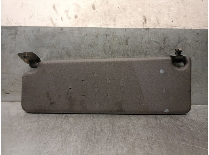 Recambio de parasol izquierdo para renault 5 (b/c40) 1.4 referencia OEM IAM 7701204213 7701204213 