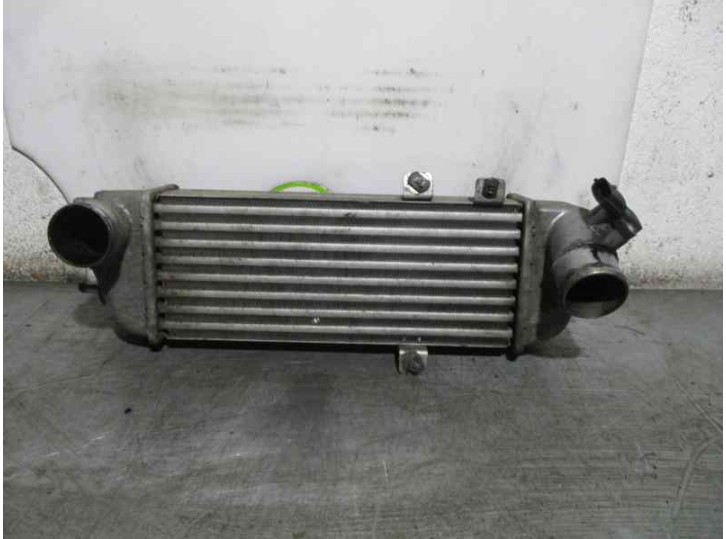 Recambio de intercooler para hyundai i30cw 1.6 crdi cat referencia OEM IAM 282712A610  6714315 MODINE