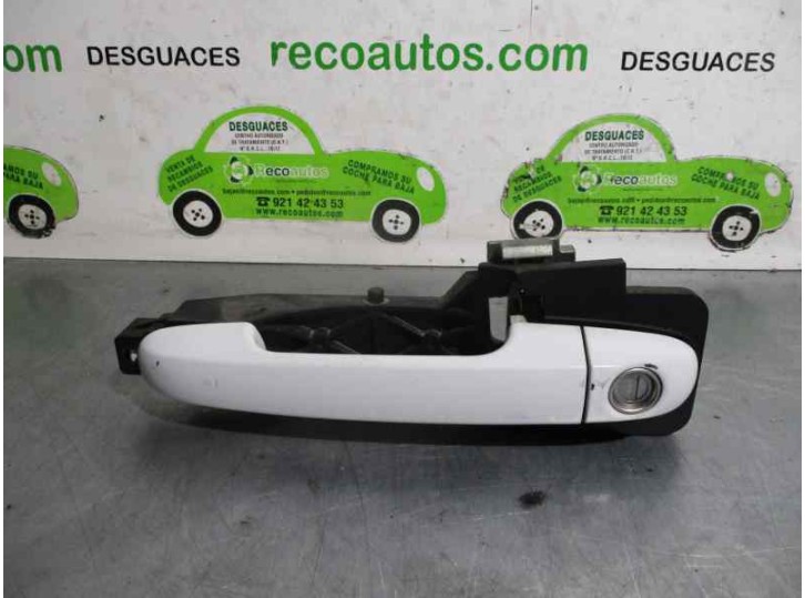 Recambio de maneta exterior delantera izquierda para hyundai i30cw 1.6 crdi cat referencia OEM IAM 826512H000JA  