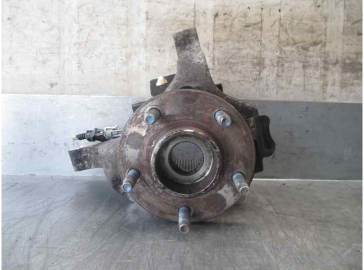 Recambio de mangueta delantera izquierda para chevrolet trans sport 3.4 v6 cat referencia OEM IAM 23127630  