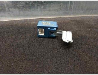 Recambio de modulo electronico para toyota prius (nhw20) 1.5 cat referencia OEM IAM 8594047010 0521003082 DENSO