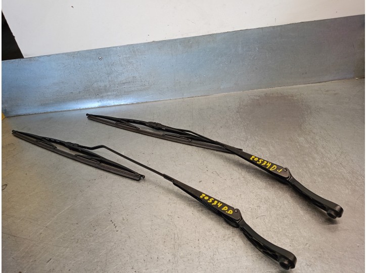 Recambio de brazo limpia delantero derecho para peugeot partner (s1) 2.0 hdi cat referencia OEM IAM 6429J7  