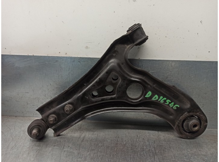 Replacement front right lower suspension arm for Daewoo Kalos 1.2 CAT OEM IAM reference 96535082 