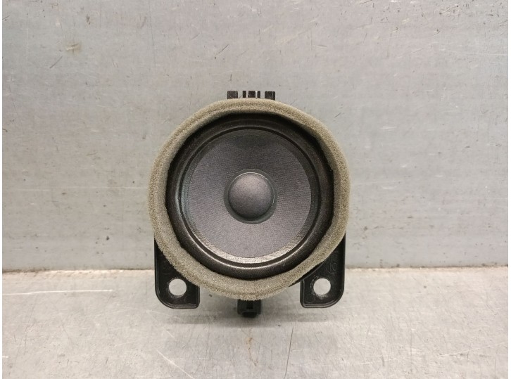 Recambio de altavoz/altavoces para mazda 3 hatchback (bp) 2.0 skyactiv-g m hybrid referencia OEM IAM BDGG66960 