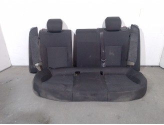 Recambio de asientos traseros para opel insignia a sports tourer (g09) 2.0 cdti (35) referencia OEM IAM 2303532 2303532 